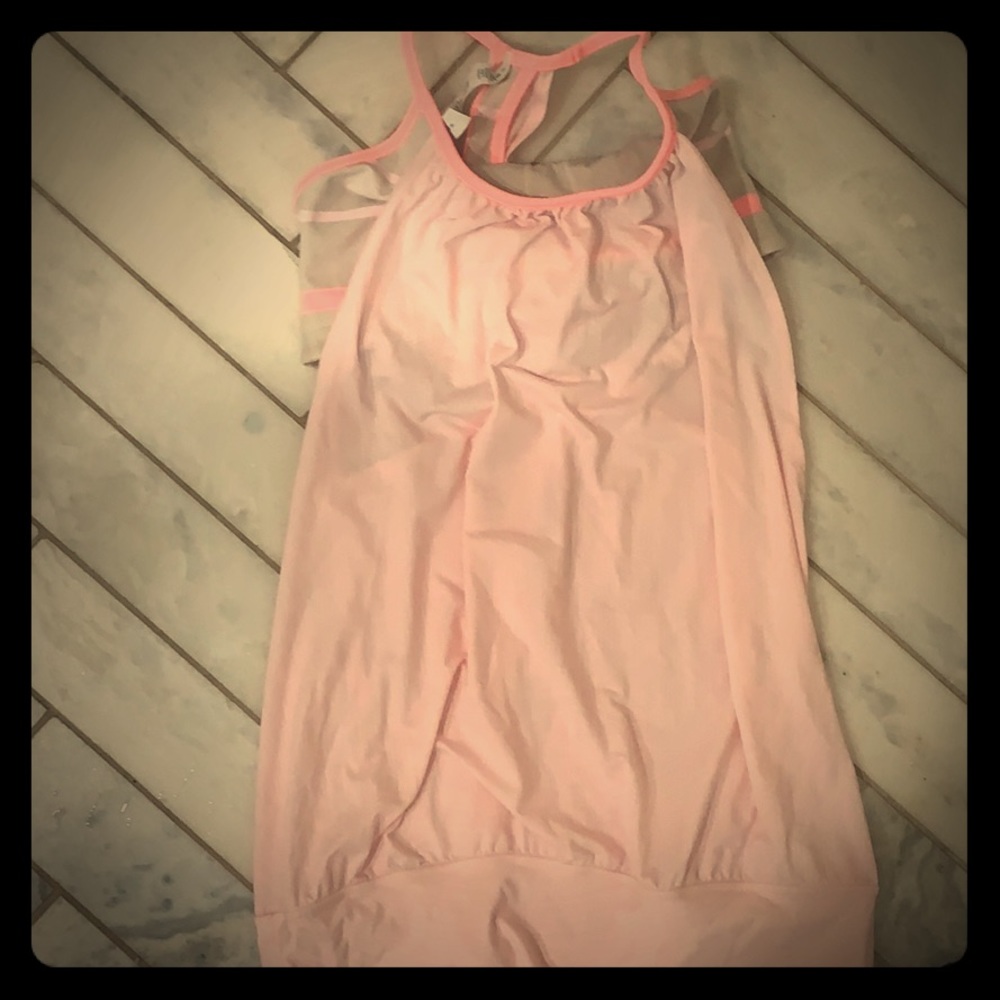 Lululemon no limits tank pink